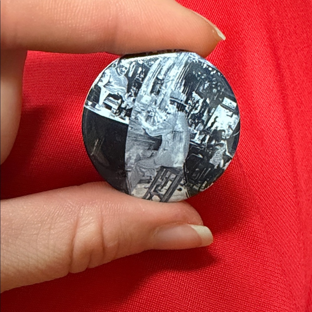 Black and White Art Button